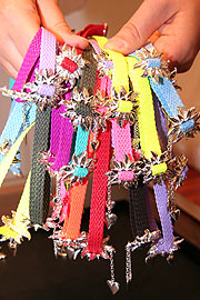 Bei CADA erhältlich: Wiesn Schmuckhalsband
